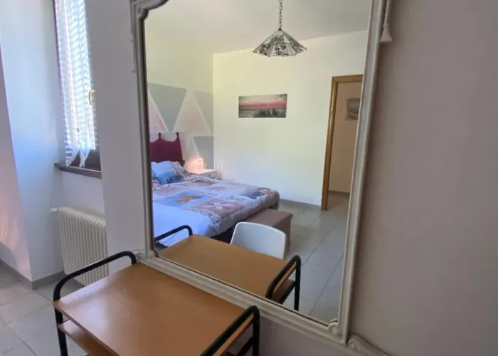 Il Nocciolo * Грандола-ед-Унити